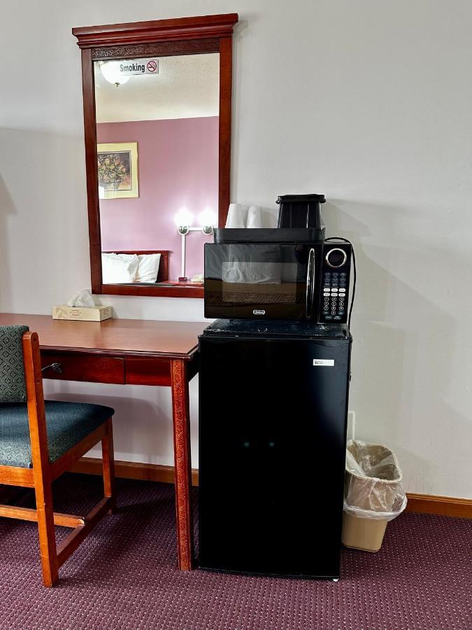 Attica Inn Ngoại thất bức ảnh
