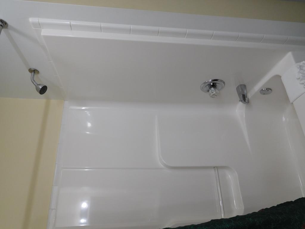 Attica Inn Ngoại thất bức ảnh